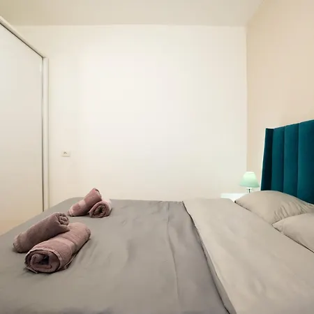 Sea View-palm Trees Appartamento Durrës