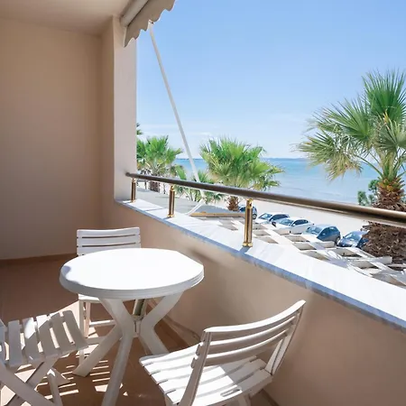 Sea View-palm Trees Durres