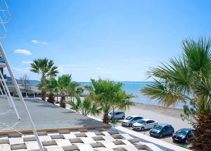 Sea View-palm Trees * Durrës